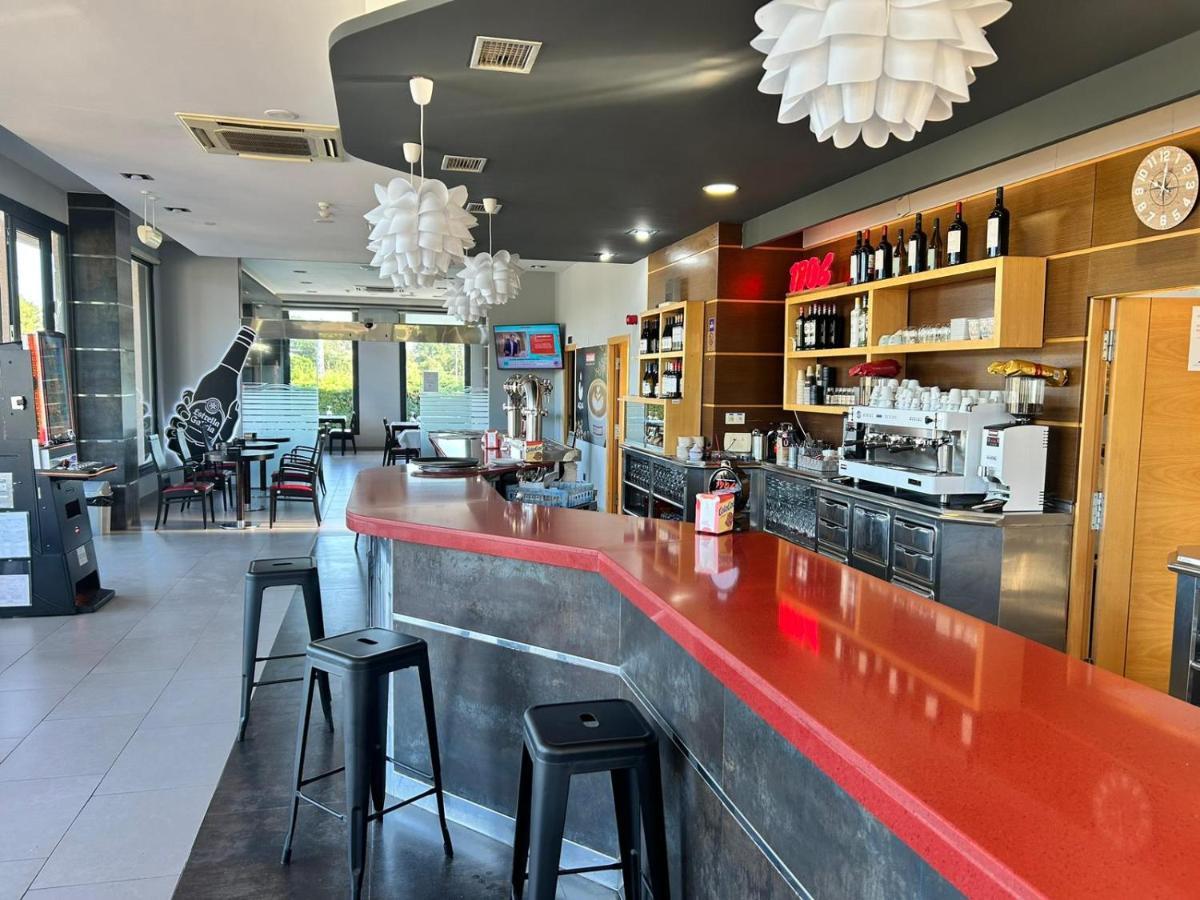 Hostal Restaurante Aqua Ουρένσε Εξωτερικό φωτογραφία